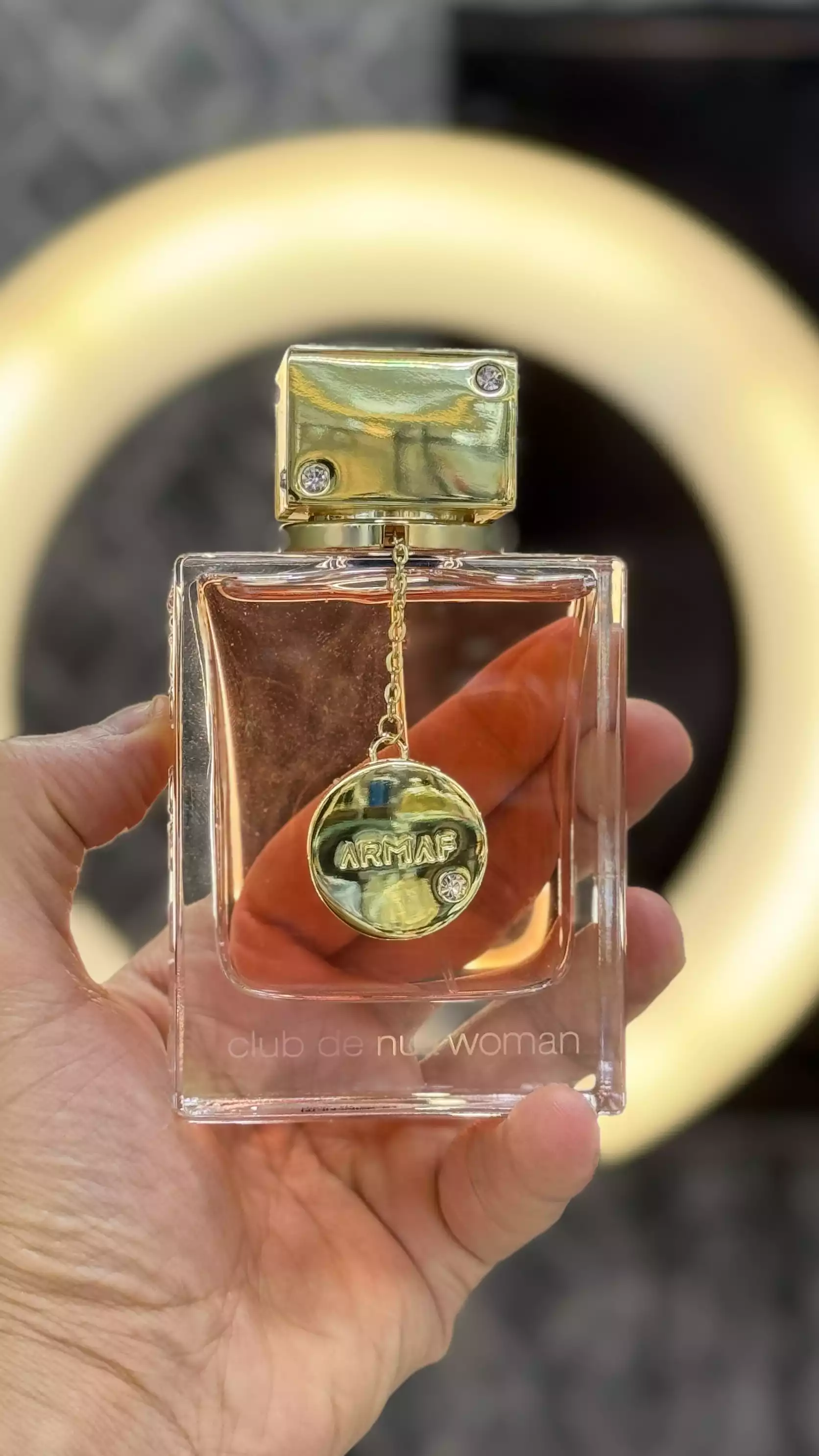 عطر ارماف کلاب دنایت زنانه ۱۰۵ میل اورجینال